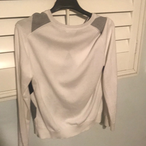 Express sweater - Picture 3 of 4